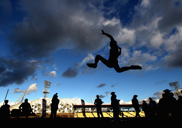 中虽然占据 中虽然占据