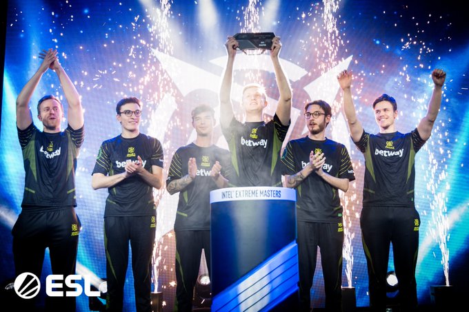 动更多停留 动更多停留