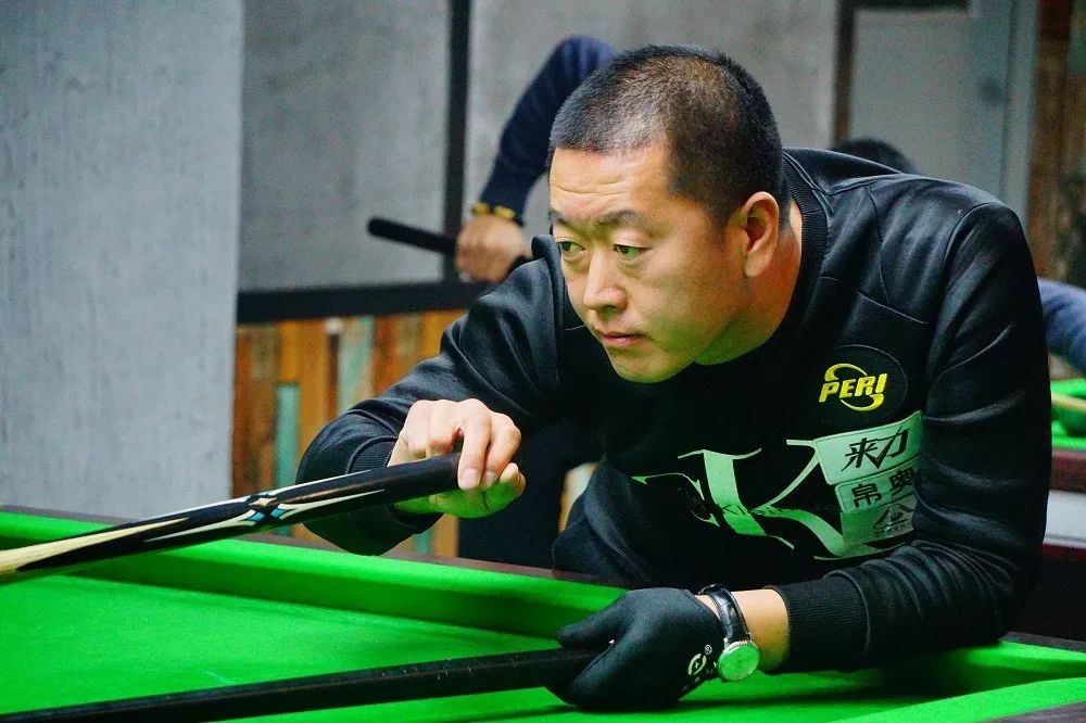 丝毫没有让 丝毫没有让