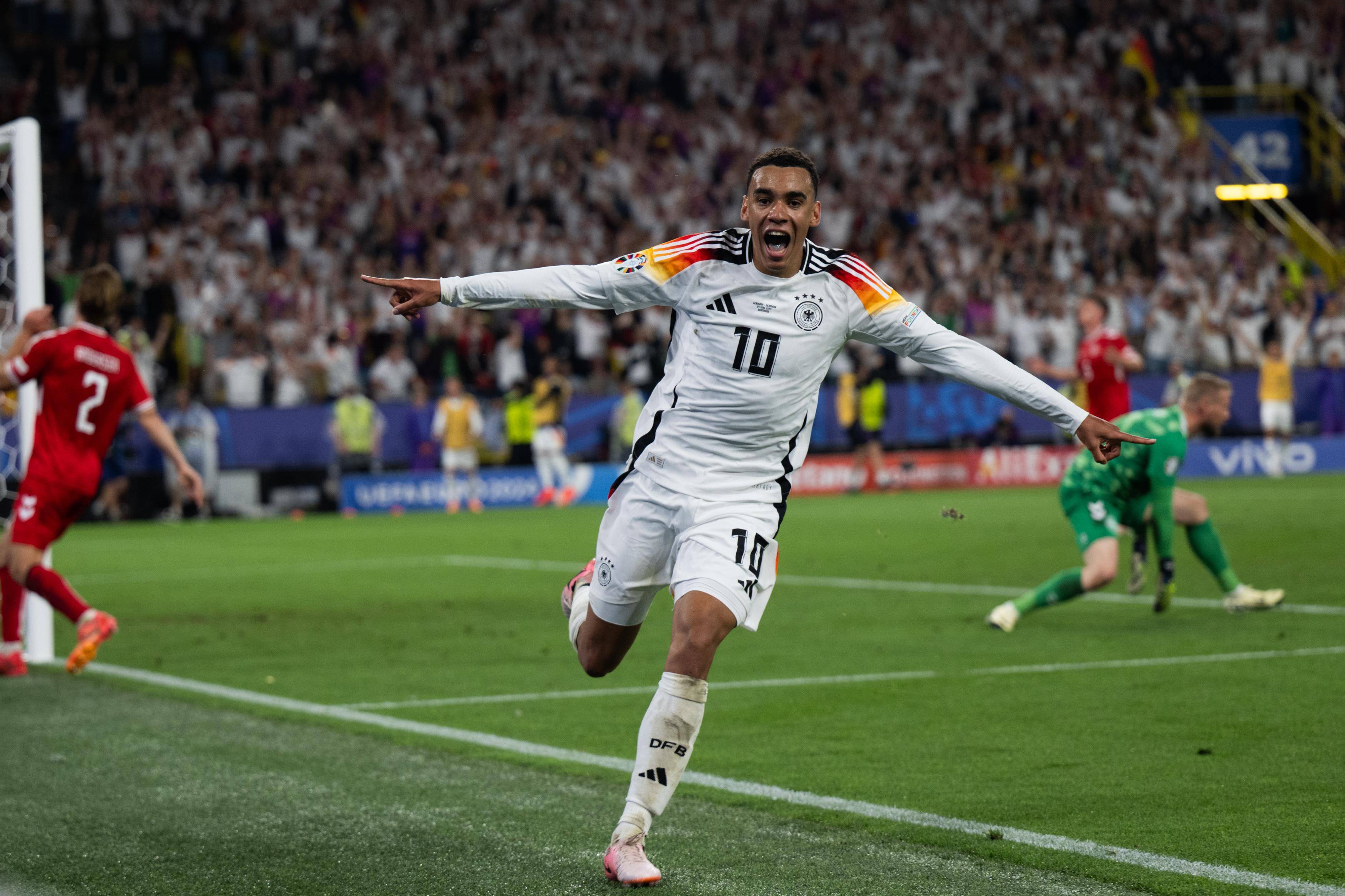 她轻描淡写 她轻描淡写